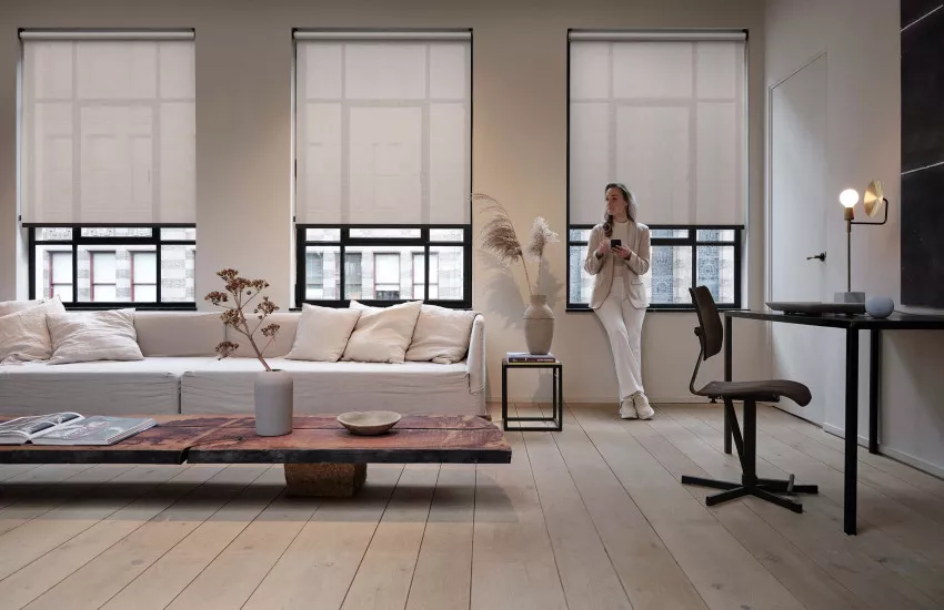 EVE MOTIONBLINDS Richmond 0100 lores 2