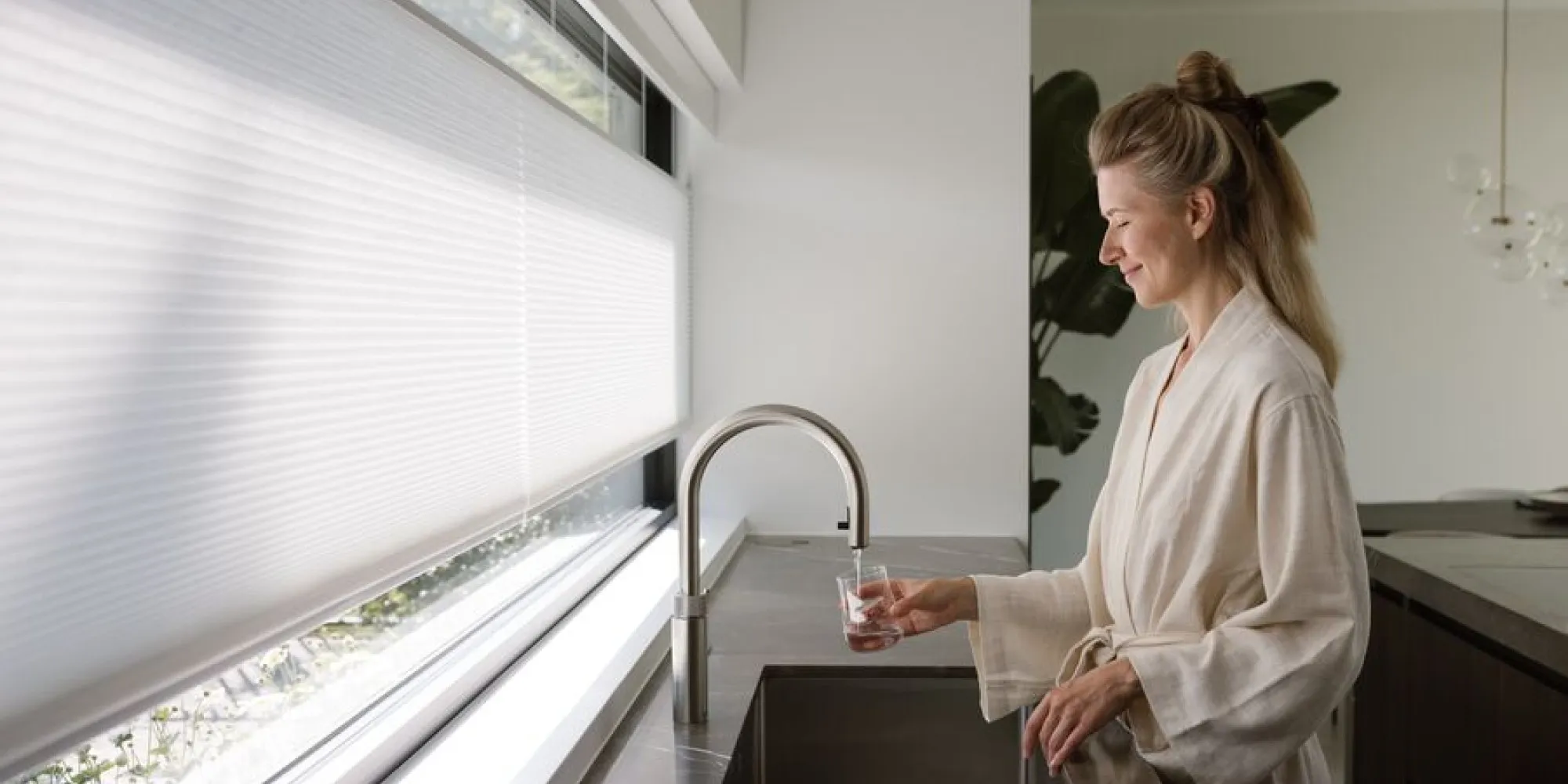 Medium web Motionblinds 3M5A4233 HR