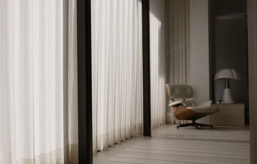Large web MotionBlinds 3M5A4786 HR