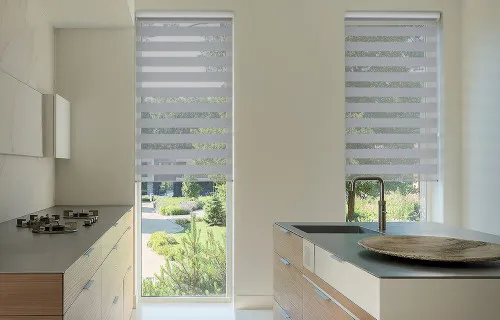 Large web Motionblinds DRF Skyros 1400 P