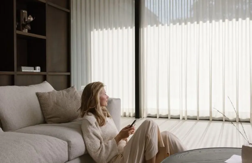 Medium web Motionblinds 3M5A4610 HR